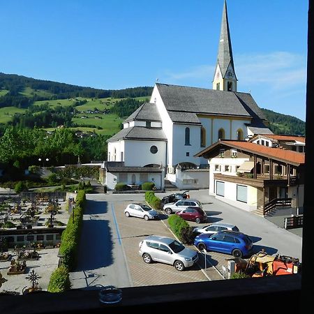 Hotel Kirchenwirt Kirchberg in Tirol Exterior photo
